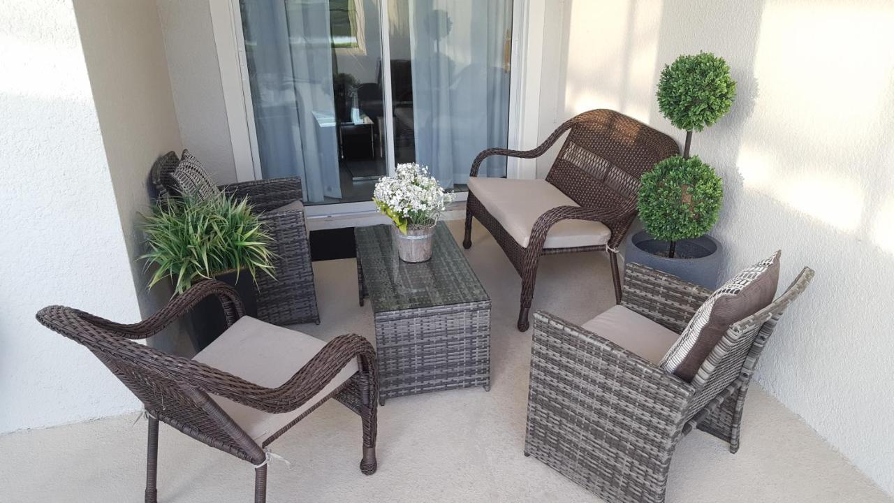 4 Bedroom Private Lakefront Town Home At Storey Lake Near Disney World Parks Kissimmee Zewnętrze zdjęcie
