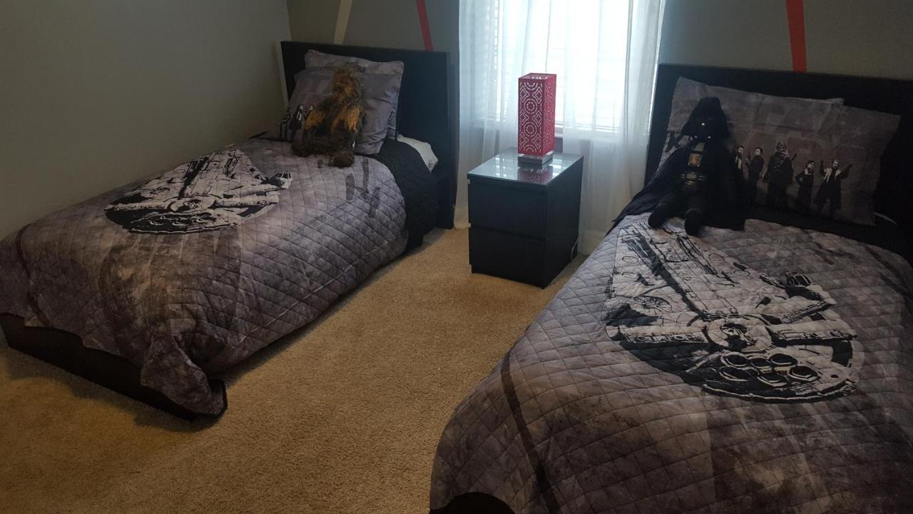 4 Bedroom Private Lakefront Town Home At Storey Lake Near Disney World Parks Kissimmee Zewnętrze zdjęcie