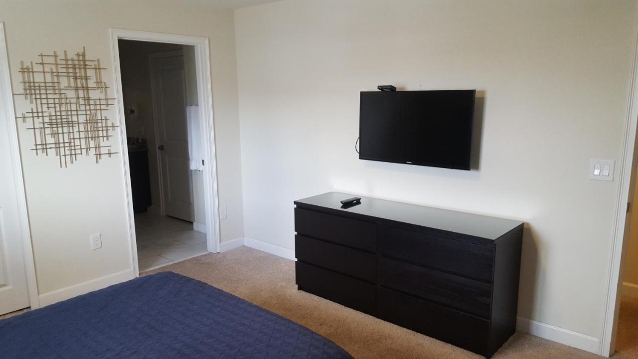 4 Bedroom Private Lakefront Town Home At Storey Lake Near Disney World Parks Kissimmee Zewnętrze zdjęcie